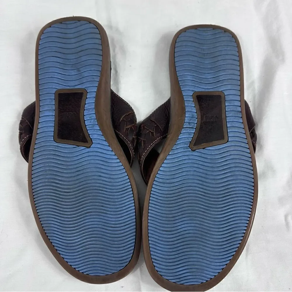 Johnston & Murphy sandals
